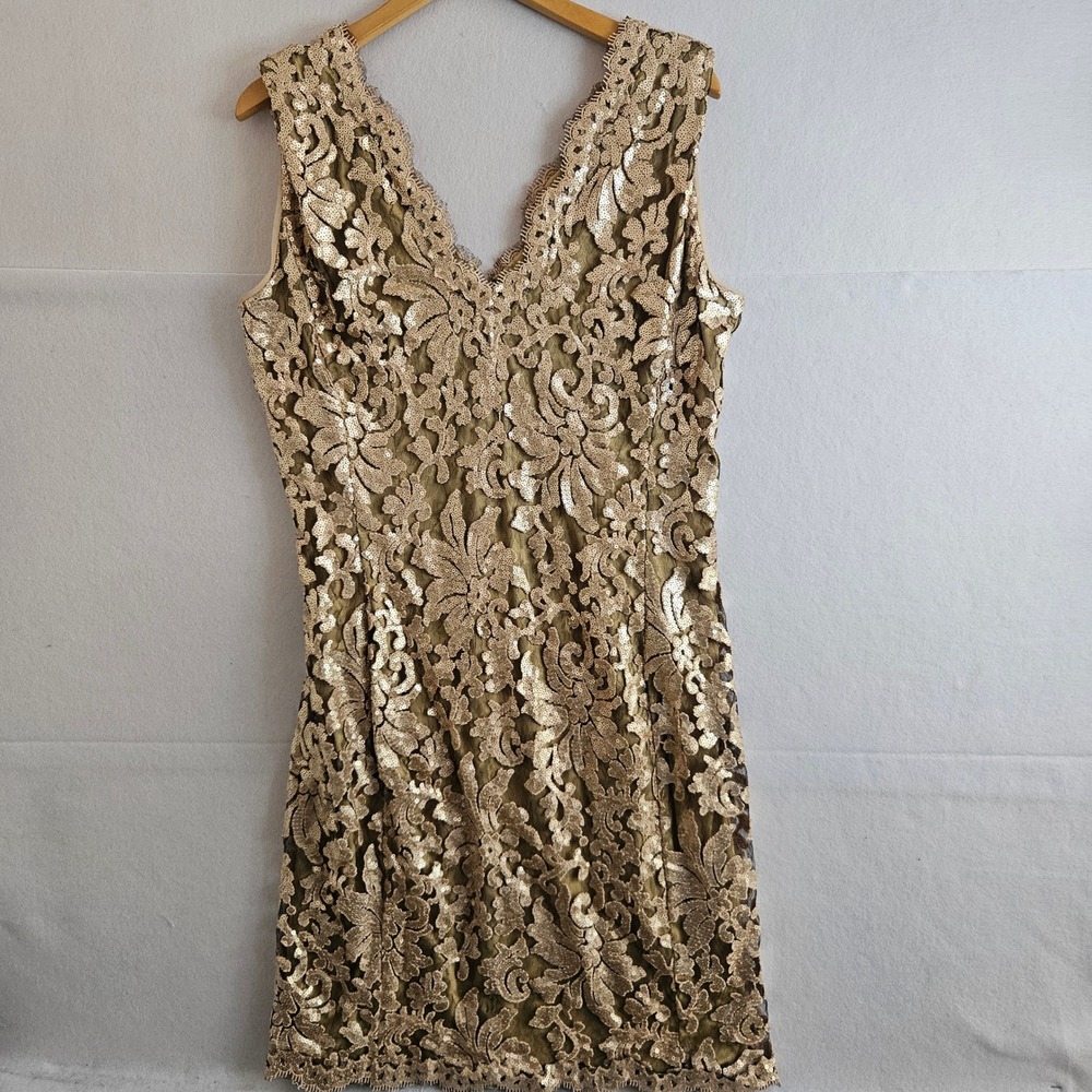 Tadashi Shoji Gold Sequin Lace V-Neck Cocktail Dress Size 14 Made in‎ USA 3T995M